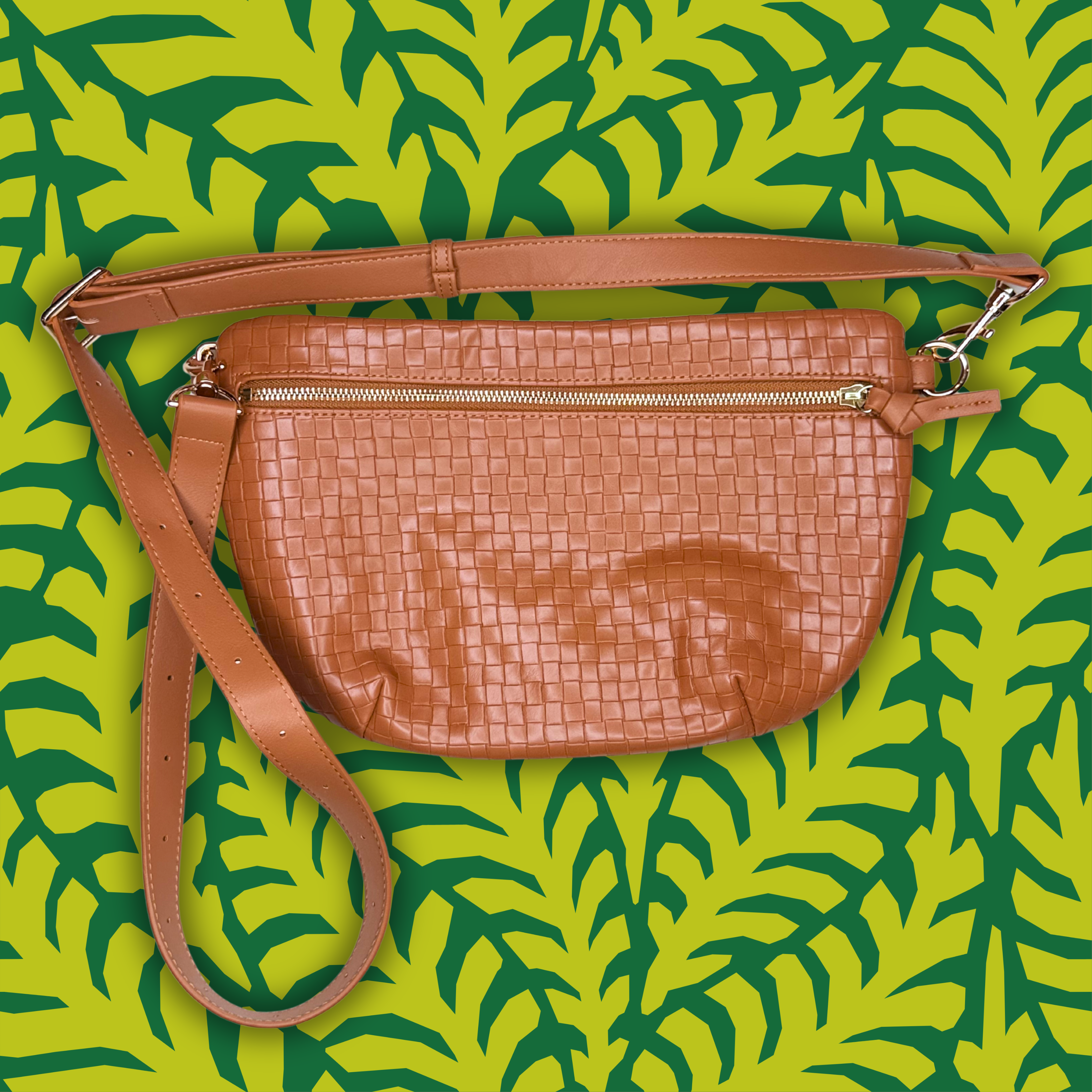 The Meeting Crossbody