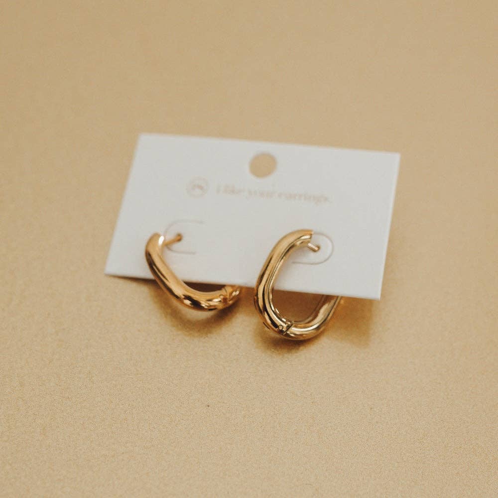 Flirty Fantasy Oval Hoop Earrings - WATERPROOF: Gold